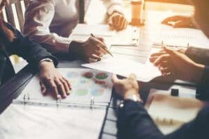 Gerenciamento de projetos na construção civil: 7 práticas essenciais